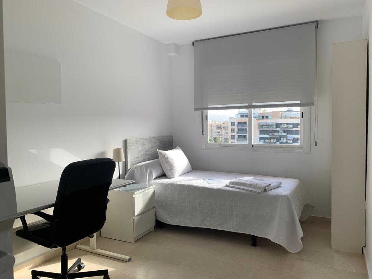 Hostel Residencia Alfil Malaga Luaran gambar