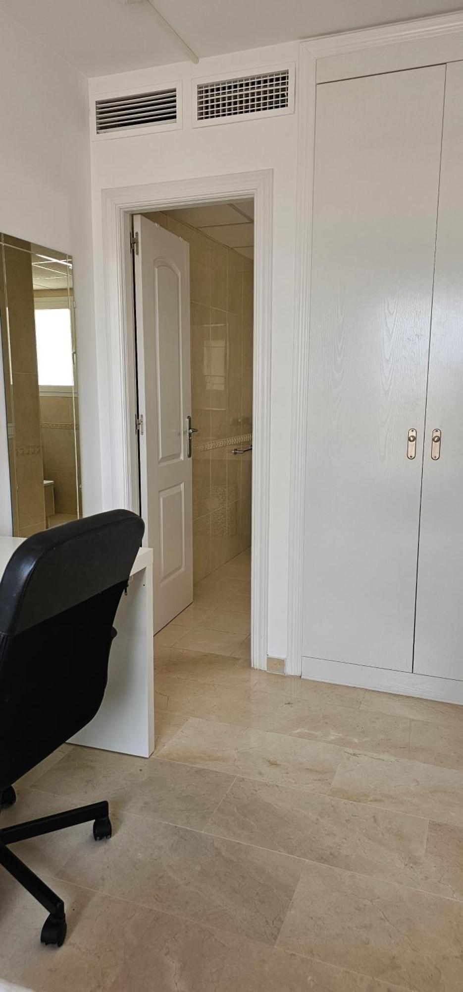 Hostel Residencia Alfil Malaga Luaran gambar