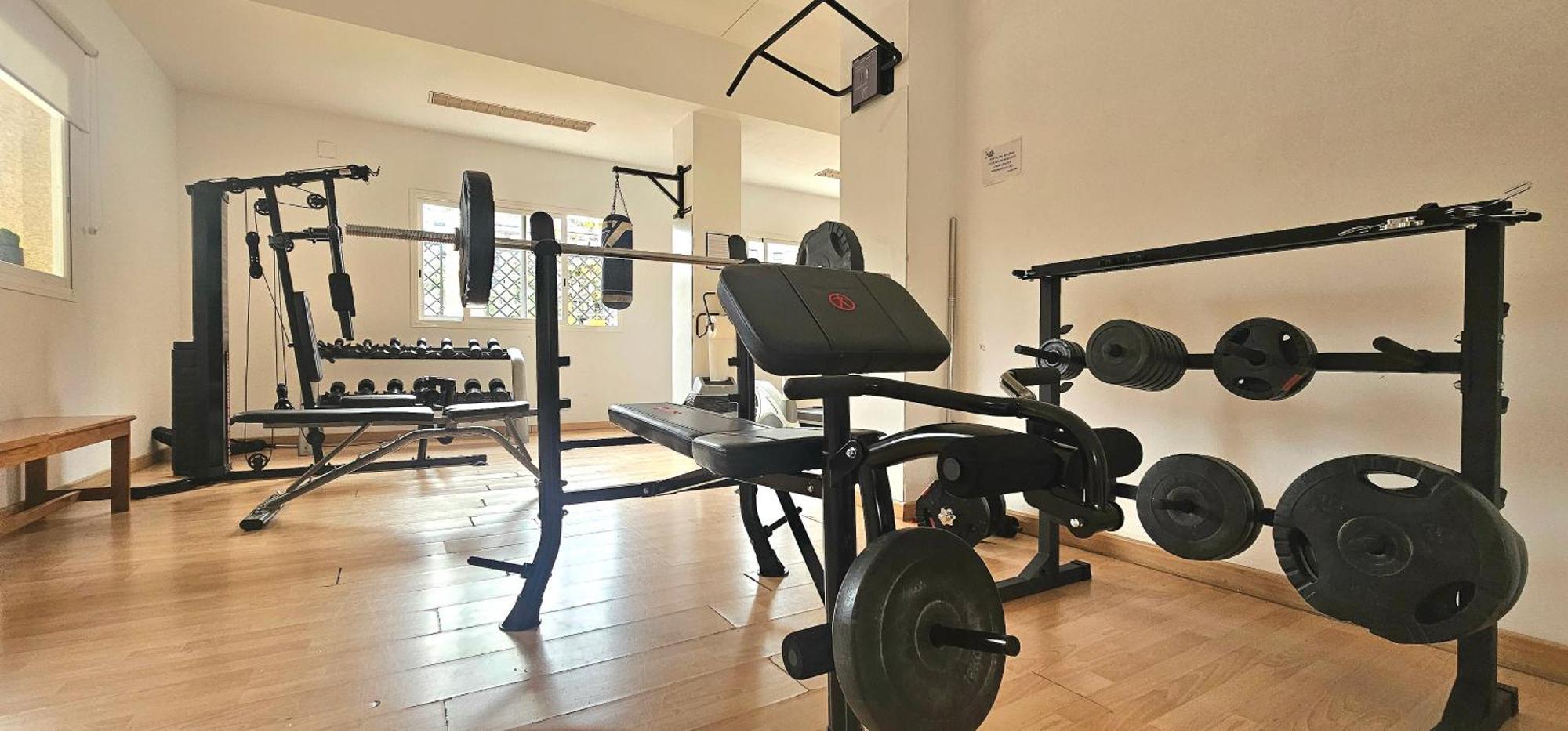 Hostel Residencia Alfil Malaga Luaran gambar