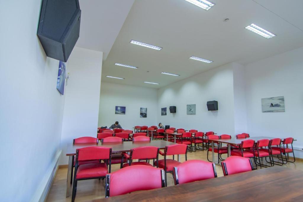 Hostel Residencia Alfil Malaga Luaran gambar